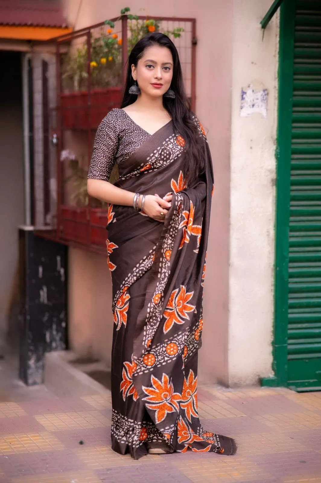 Coffee Silk Blend Ethnic Motifs Saree with Unstitched Blouse - A2M