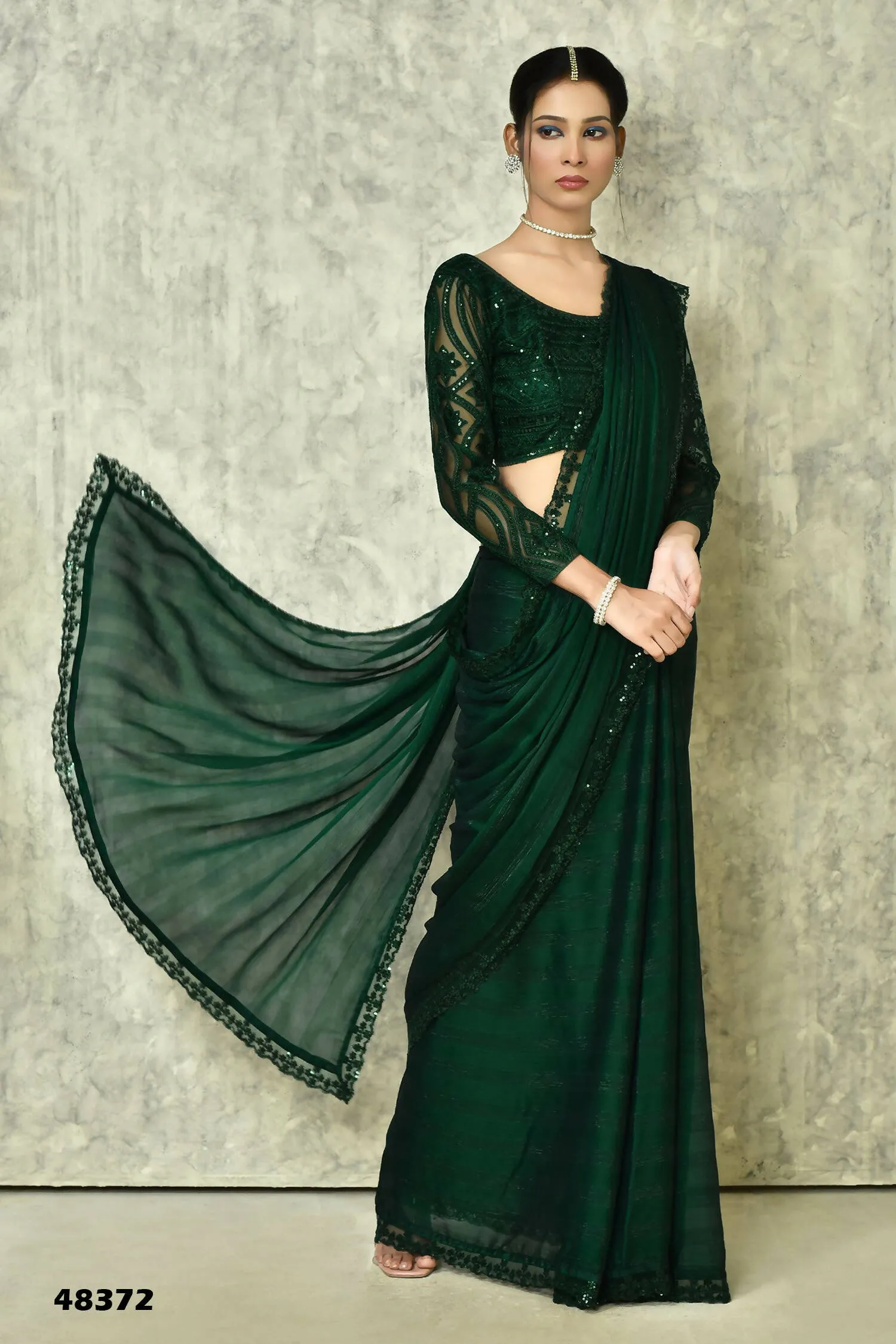 Dark Green Silk Solid Saree With Blouse Piece - Purvi