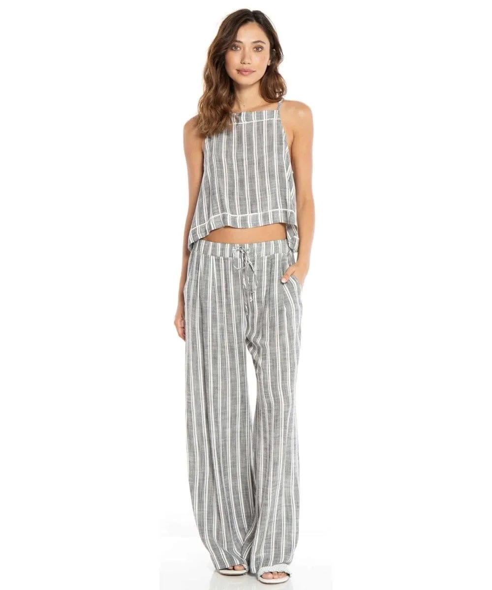 Pleated Front Wide Leg Pant