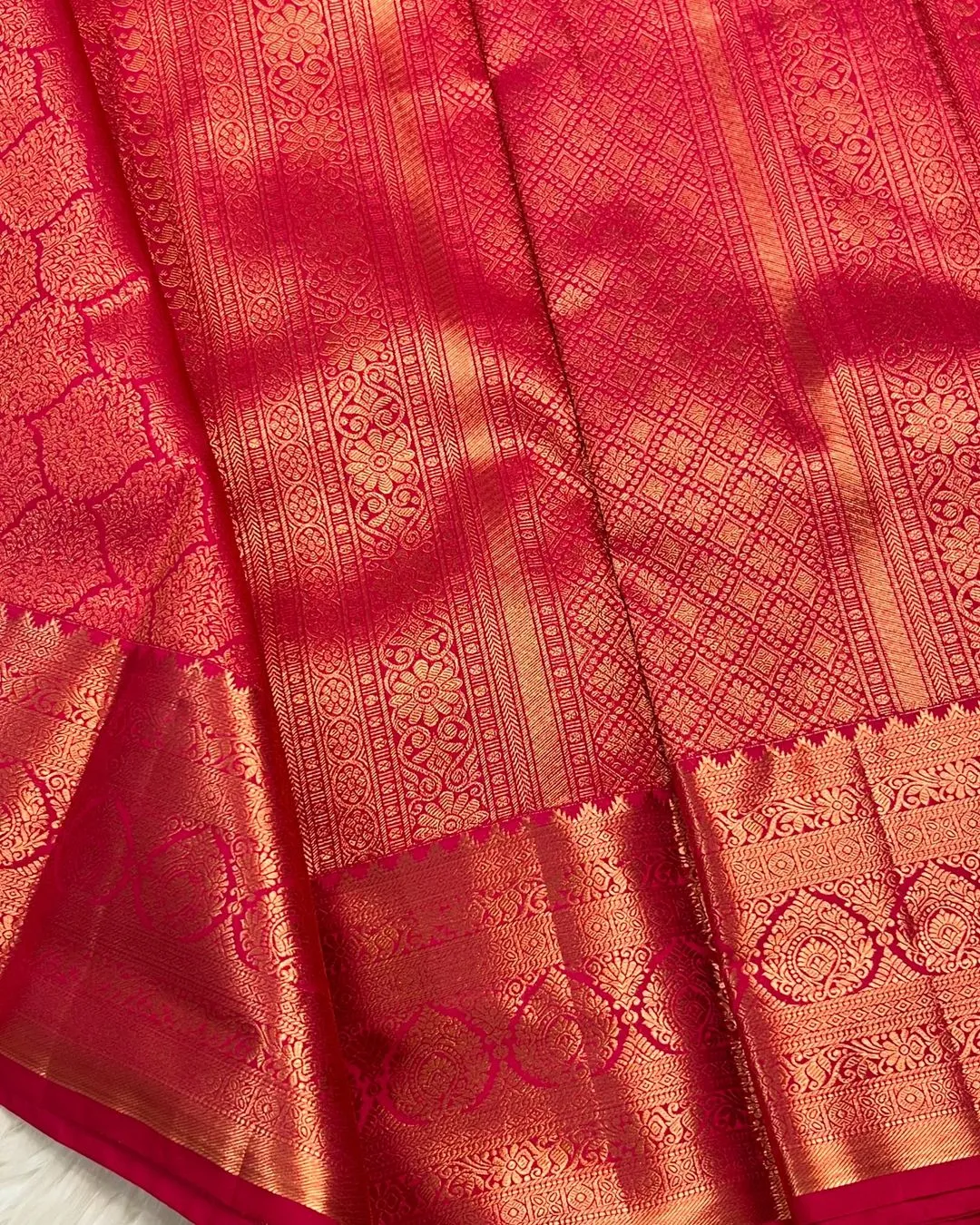 Scintilla Dark Pink Soft Banarasi Silk Saree With Panoply Blouse Piece